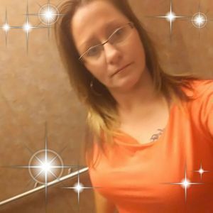 Meet your Posher, Crystal